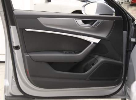 Audi - A6