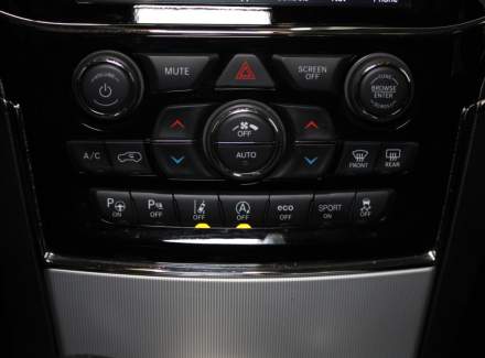 Jeep - Grand Cherokee