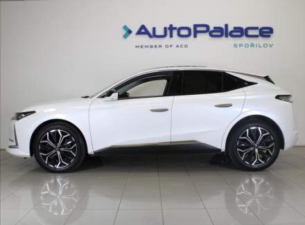 DS Automobiles - DS4