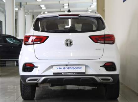 MG - ZS