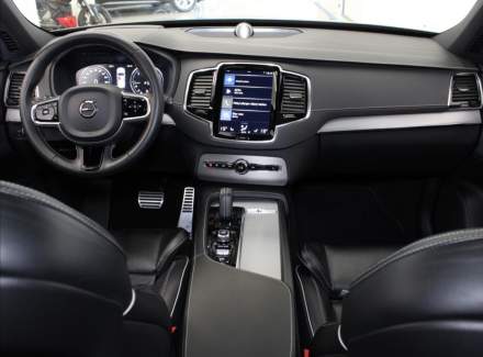 Volvo - XC90