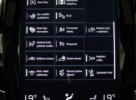 Volvo - XC90