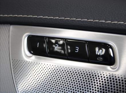 Volvo - XC90