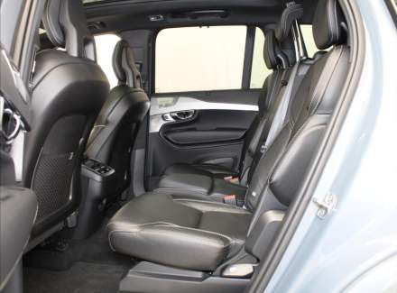 Volvo - XC90