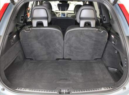 Volvo - XC90