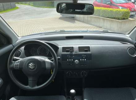 Suzuki - Swift