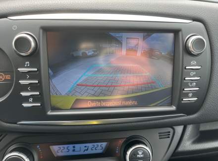 Toyota - Yaris