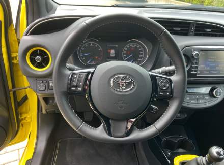 Toyota - Yaris