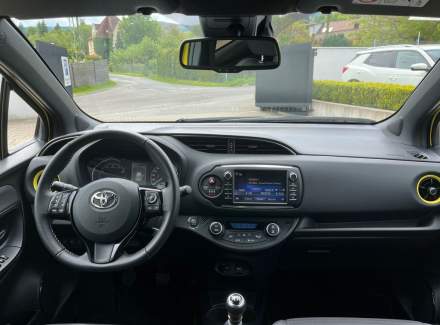 Toyota - Yaris