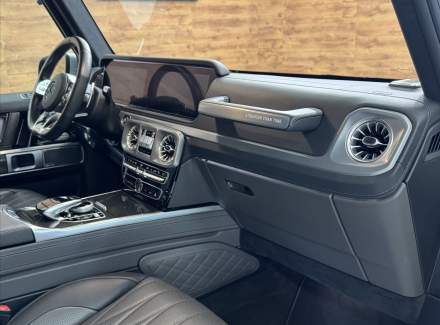 Mercedes-Benz - G-class