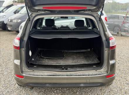 Ford - Mondeo