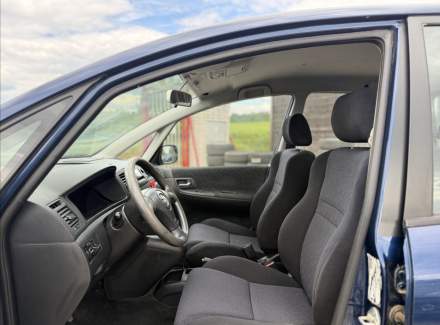 Toyota - Corolla Verso