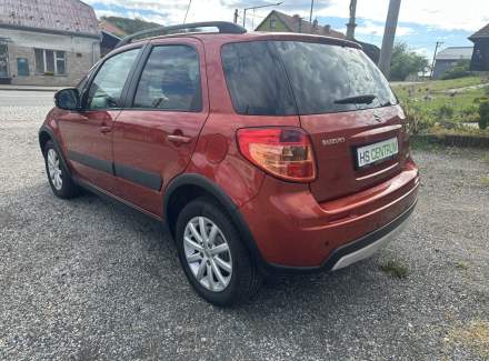 Suzuki - SX4