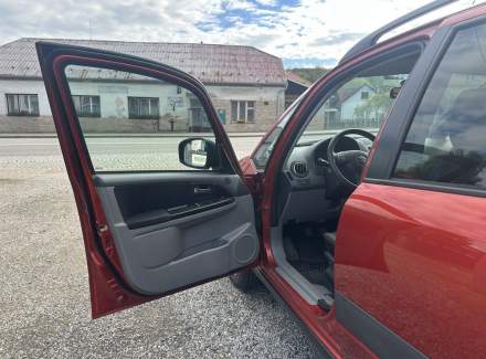 Suzuki - SX4