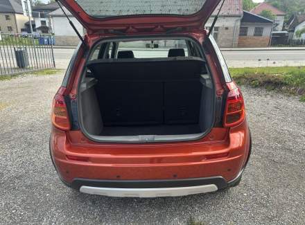 Suzuki - SX4