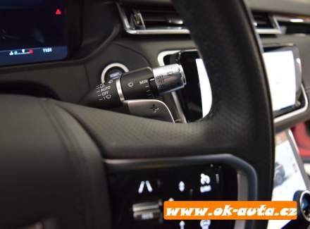 Land Rover - Range Rover Velar