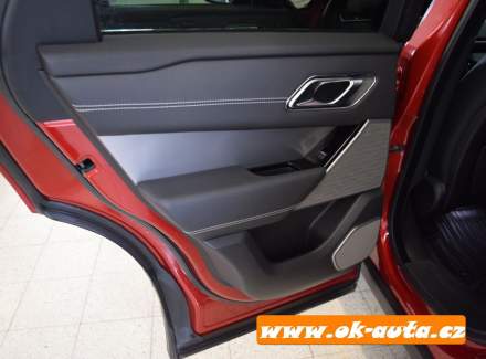 Land Rover - Range Rover Velar