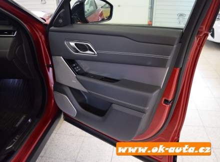 Land Rover - Range Rover Velar