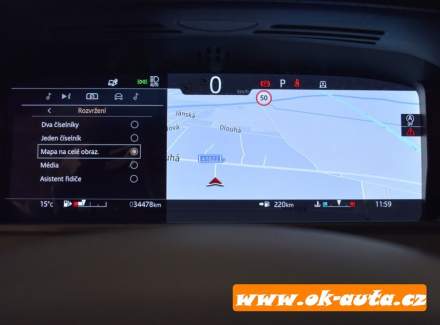 Land Rover - Range Rover Velar