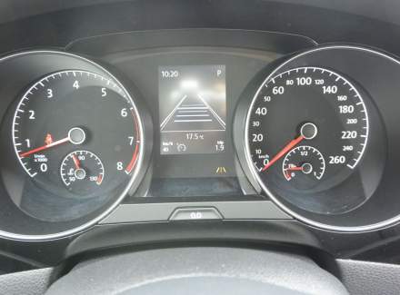Volkswagen - Golf