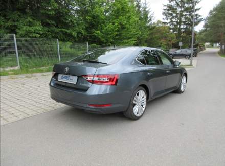 Škoda - Superb