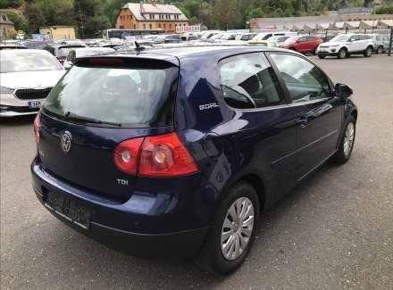 Volkswagen - Golf