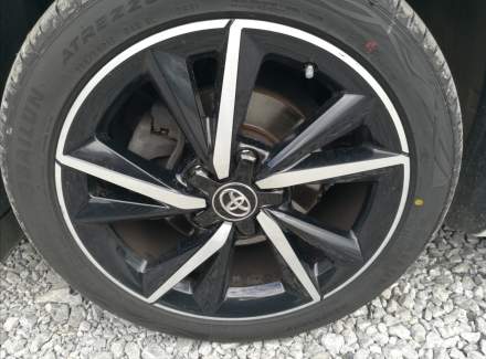 Toyota - Auris