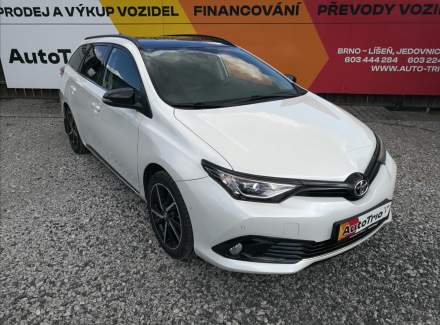 Toyota - Auris