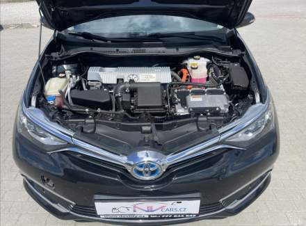 Toyota - Auris