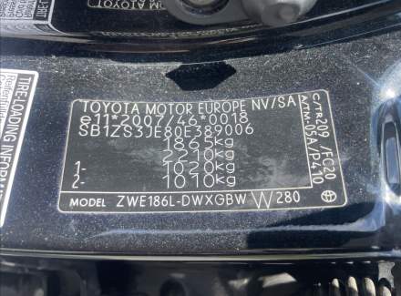 Toyota - Auris