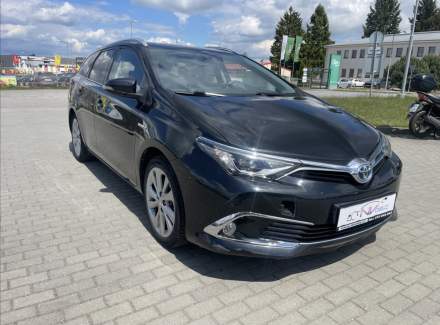 Toyota - Auris