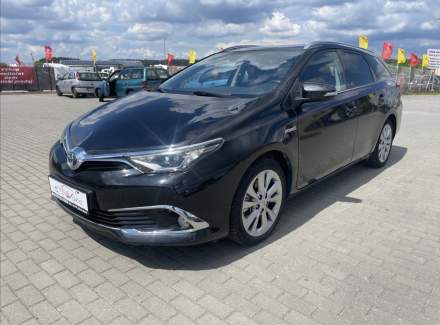 Toyota - Auris