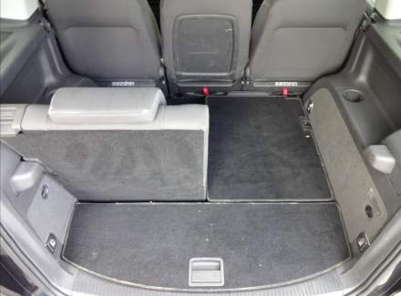 Volkswagen - Touran