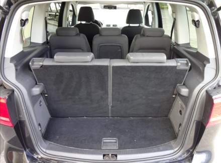 Volkswagen - Touran