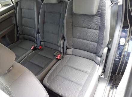 Volkswagen - Touran