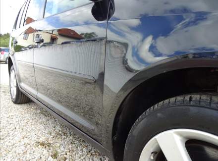 Volkswagen - Touran