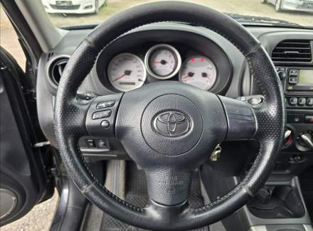 Toyota - RAV 4