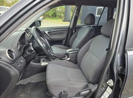 Toyota - RAV 4