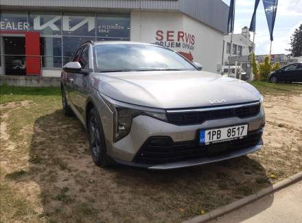 Kia - K4