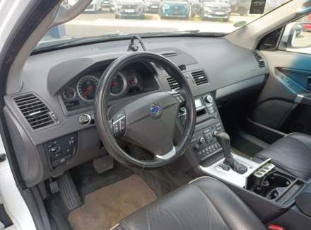 Volvo - XC90