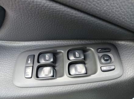Volvo - XC90