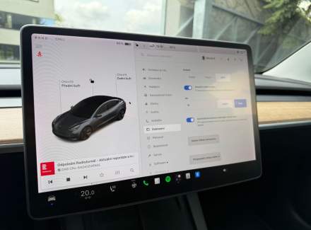 Tesla - Model 3