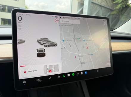 Tesla - Model 3