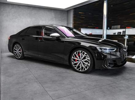 Audi - S8