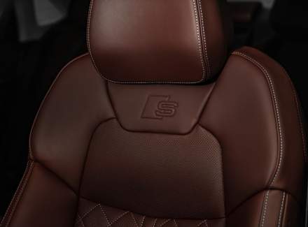 Audi - S8