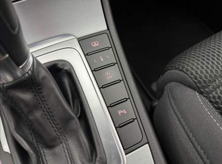 Volkswagen - Passat CC
