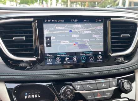 Chrysler - Pacifica