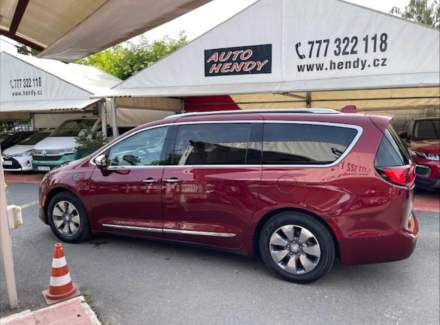 Chrysler - Pacifica