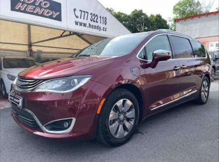 Chrysler - Pacifica