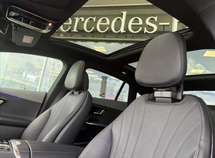 Mercedes-Benz - EQE